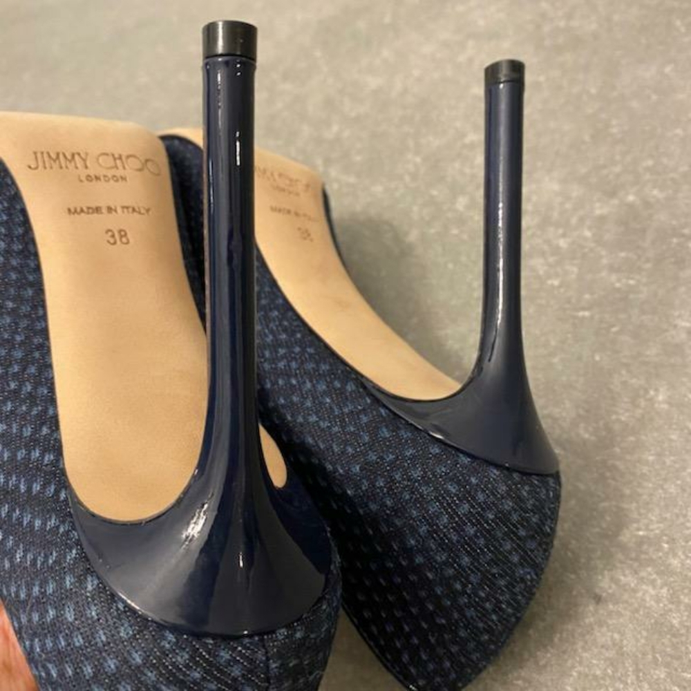 Beautiful Jimmy Choo Romy 100 - Picture 9 of 11